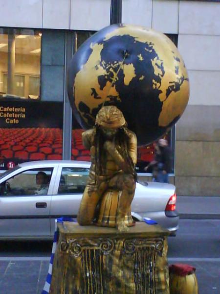 gouli la3jab makayanch hadar rah bnadam